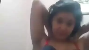 Desi Cute Girl Big Ass Show