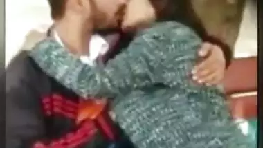 Tamil girl giving blowjob outdoor In park and caught on cam. Desi MMs