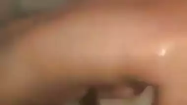 Slender Desi wench poses XXX naked when taking a shower before sex