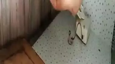 Eccentric Desi woman prefers to wash her XXX assets completely naked
