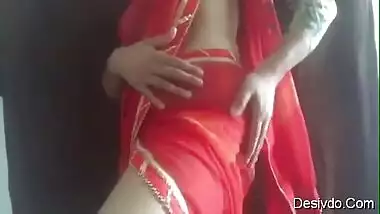Hot sexy desi wife simran bhabhi showing boobs and ass in red saree