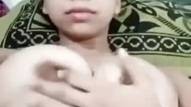 Desi makes XXX video of virgin twat for her Bangladeshi online lover