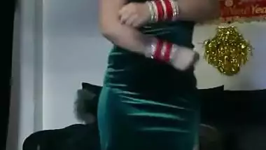 Paki girl hot dance 2