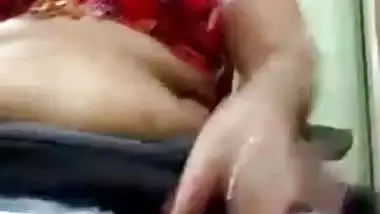 Mature aunty licking dick role-play on video call