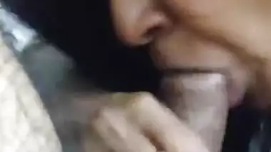 Aunty Sucking Uncut Dick Like She is Sucking Chocolate…Hot Desi Mature Blowjob…