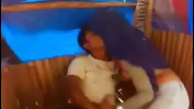 Mumbai muslim couple from bhindi bazar enjoying...