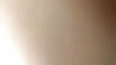 மட்டை உரிக்க கற்றுத்தரும் போது