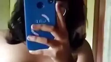 Bong Babe nude selfie MMS video