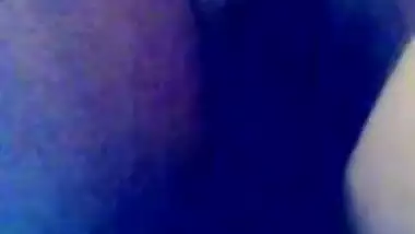 Desi paki Umra jan Selfie for u-first time in bath room