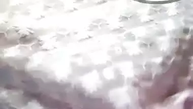 Desi tanker girlfriend shows big boobs on video call