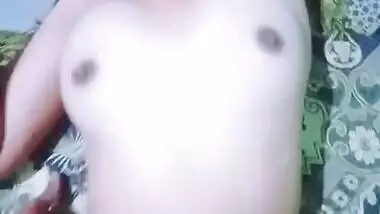 White desi XXX girl gets her teen pussy fucked by her neighbour MMS