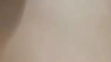 Nice Desi girl with pink lips touches XXX parts in the shower room