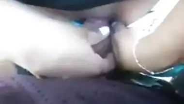 Indian Bhabi Milky Boobs pressing