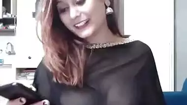Pure Indian Striptease of a hot mother i'd like to fuck to make u slutty