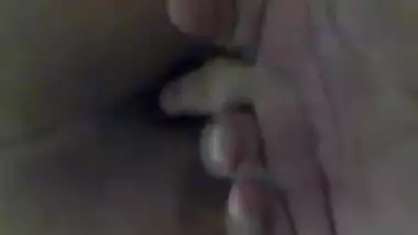 4 Fingers Inside Pussy - Movies.