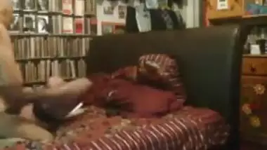 Indian British Sex God: British young gets pumped full of jizz in first meet