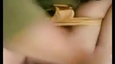 Desi bitch pussy washing video