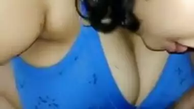 Guy does gonzo XXX porn with slutty Desi lovely in the MMS footage