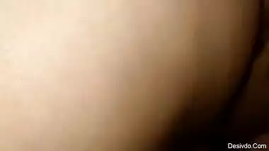 Horny desi wife seducing herself, hubby records her act !