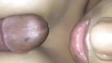 Desi girl rubs man's XXX tool with boobs that are covered with sperm