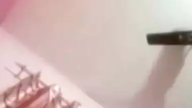 Nude Desi MILF with chubby body making XXX video for online fans