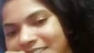 Desi Cute girl on VC