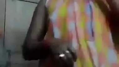 Bangla Boudi From Assame Guwahati Talking In Sylheti 2 Clips Enjoy Her BanglaTalk Mona I love u, Tumi Kushi Ni Kou Part 1