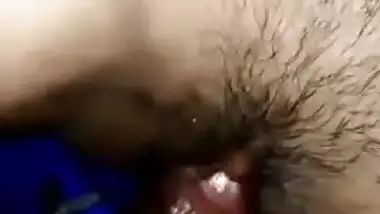 Close-up video of Assamese Desi who has man's XXX tool serving pussy