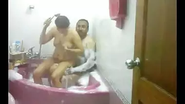 Big ass Indian aunty nude bath videos taken by her lewd husband for you