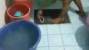 Hubby likes it when Desi wife takes shower because he can film porn video