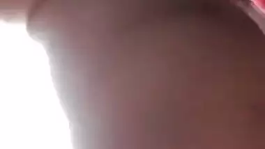 Desi Hot Bhabhi Bathing Vdo