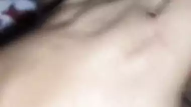 Rat Me Sote Hui Behan Ki Balo Wali Chut Dekh Muth Mari. Risky Capture For U All