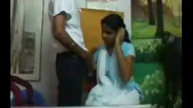 Free porn scandal mms of desi young girl with her lover mms