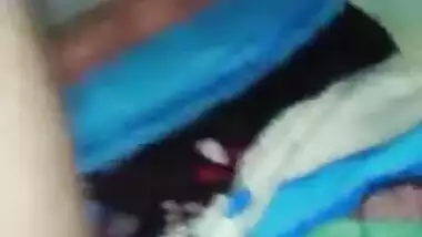 Desi girl hides her face but man lays her XXX boobs bare for sex video