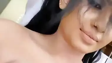 Sri Lankan Queen PiumI Hot Boobs-2