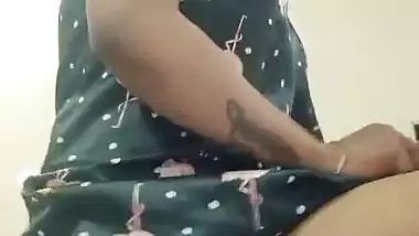 Indian shemale fucks a sexy babe in the doggy style