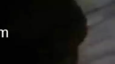 Hot XXX selfie of Desi MILF rubbing her cute pussy in the darkness