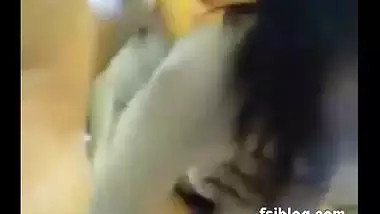 Sexy Asian girl yajaira hotel room sex MMS!