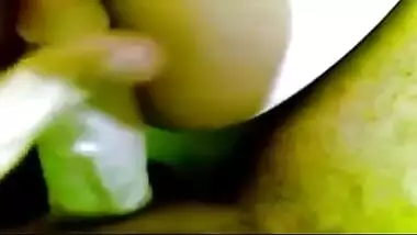 Nice MMS clip of Tamil wife having XXX affair with Desi college guy