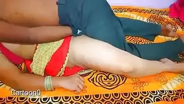 Desi Ladke Ne Model Bhabhi Ko Shoot Ke Time Choda - Mia Khalifa, Desi Aunty And Riley Reid